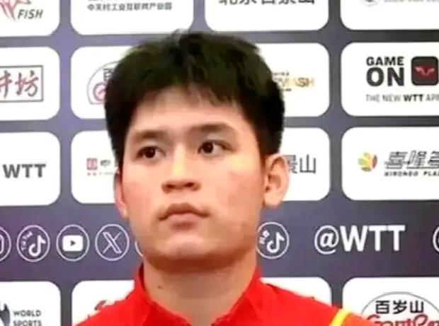 所有运动员最怕的事，林诗栋做了：他亲口承认，自己打不动了。
 
肩袖肌腱炎伴部分