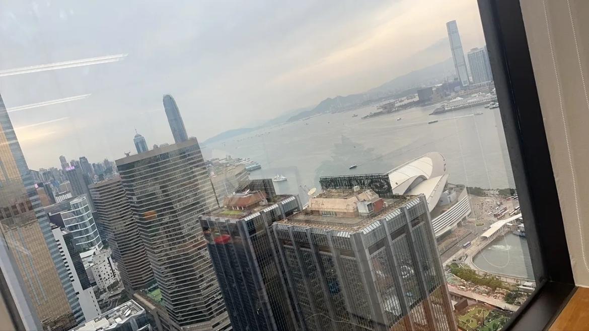 【琅河财经】住在加拿大非常昂贵
杂货 $1000
婴儿食品&用品 $1000
电