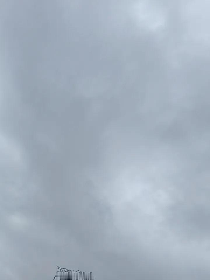 今天中雨，天空之城如此安静！
头条首发！天空云朵景