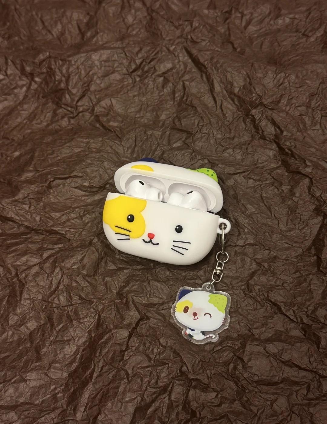 AirPodspro3代的小怪猫猫头～
airpods4保护套 AirPods耳