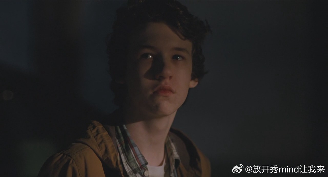猛于炮火 导演 Joachim Trier编剧 Joachim Trier、Es