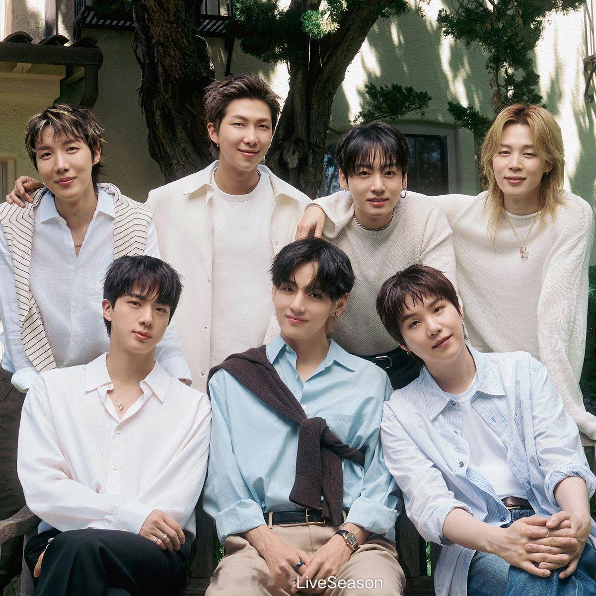 韩国企业评判研究所发布，BTS登顶8月偶像组合品牌评价榜单👑BTS以约710.