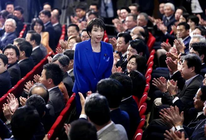 高市早苗的首相梦可能破灭


日本执政目民党新党魁高币早苗寻求出任首相的前景愈发