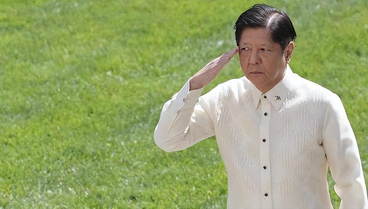 这装都不装了，菲防长的原话就是：中国一旦武统，菲律宾不会中立
 
7月21日至2