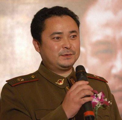 扮演潘冬子的演员祝新运现在还好吗？他出生在部队，父母是解放军，不过他父母起初想让