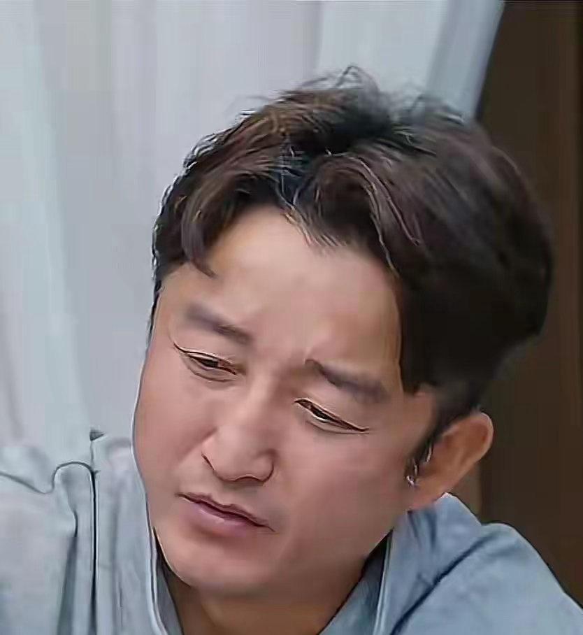 张泉灵问冉莹颖：等债还完了，经济宽裕了，你还会想离婚吗？冉莹颖回答道：“我特别知