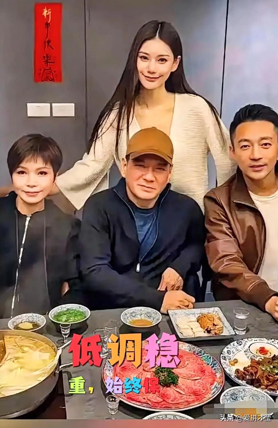 S妈爱热闹、爱发声，遇事容易情绪化，总把家事摆到台面上，分寸感弱，让人觉得热闹有