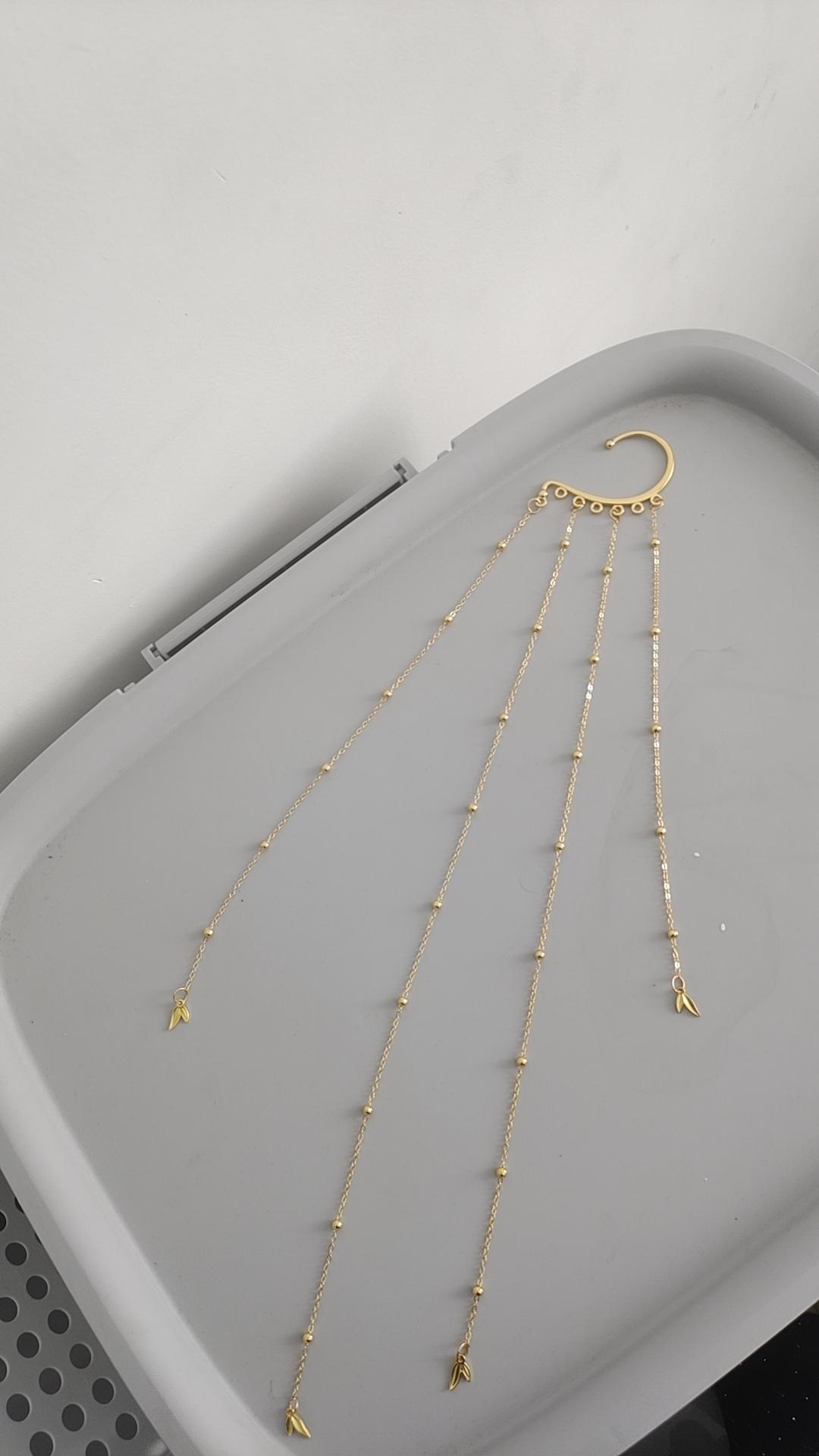 方向努力更重要，其实很多人都在努力，选择不同。第一种：卖时间是大多数人的思维，不