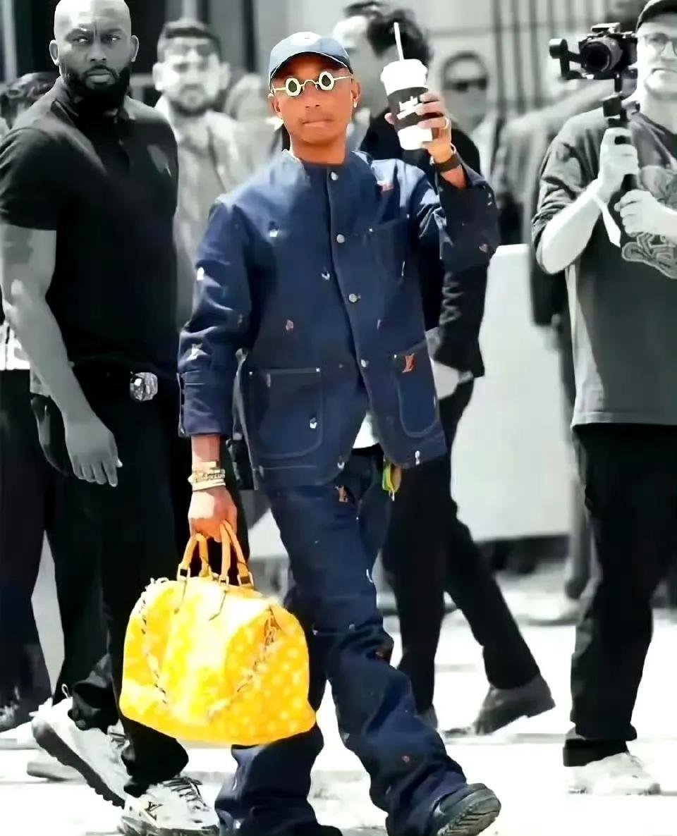 这就是lv现任设计总监，怪不得lv最近的衣服总是被吐槽丑。只能说有钱人的审美我们