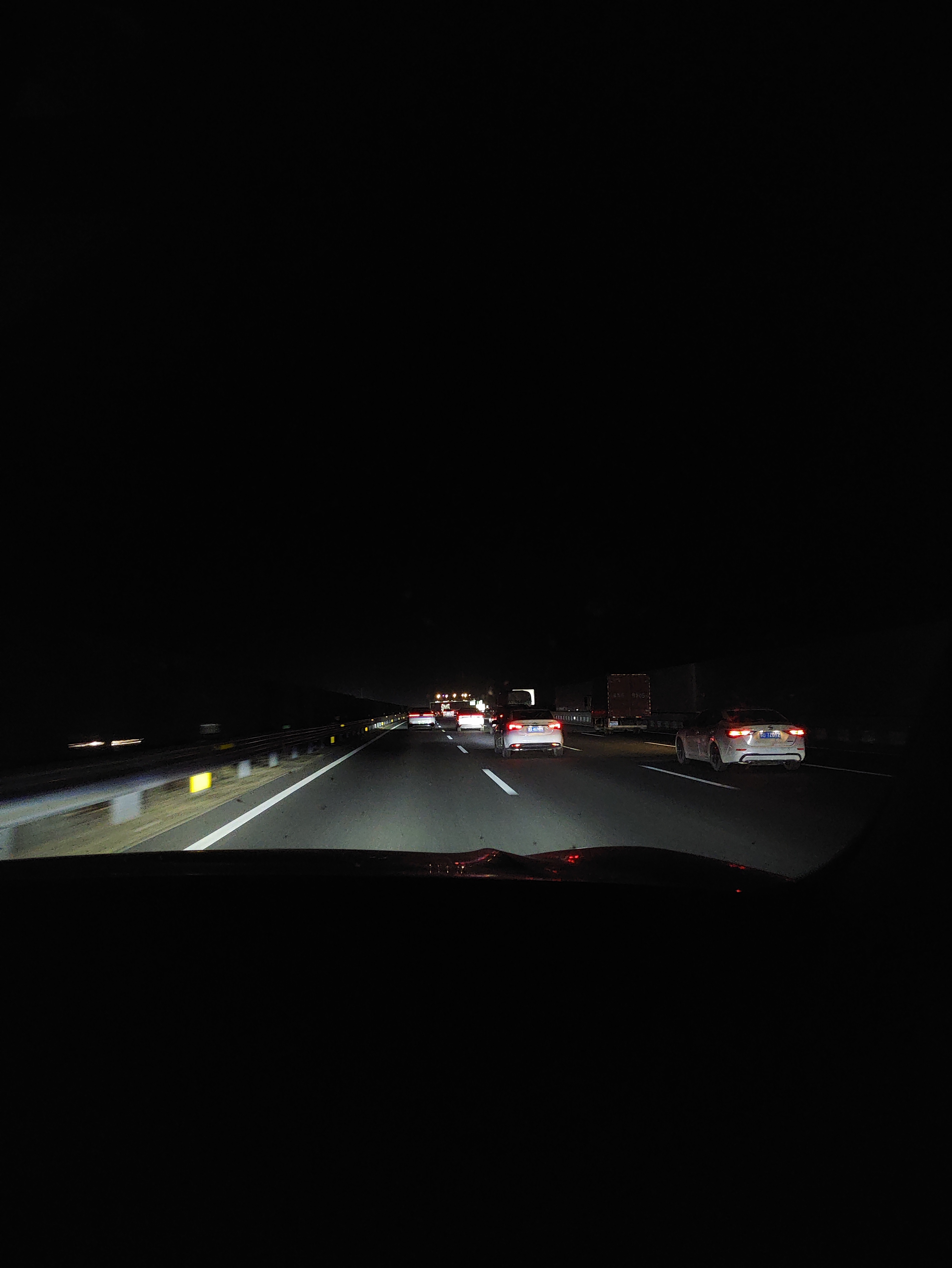 牛马们匆匆的脚步，最终还是听了高德，放弃了百度的方案回去好好整顿假期