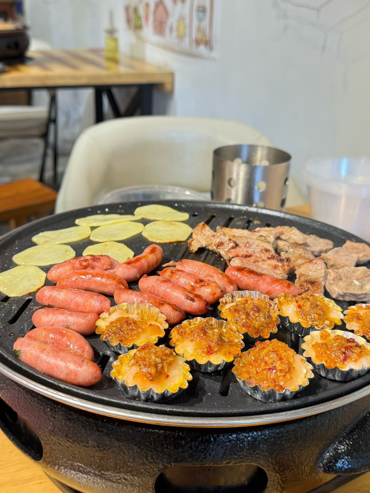 吃烤肉了嘻嘻嘻嘻 ​​​