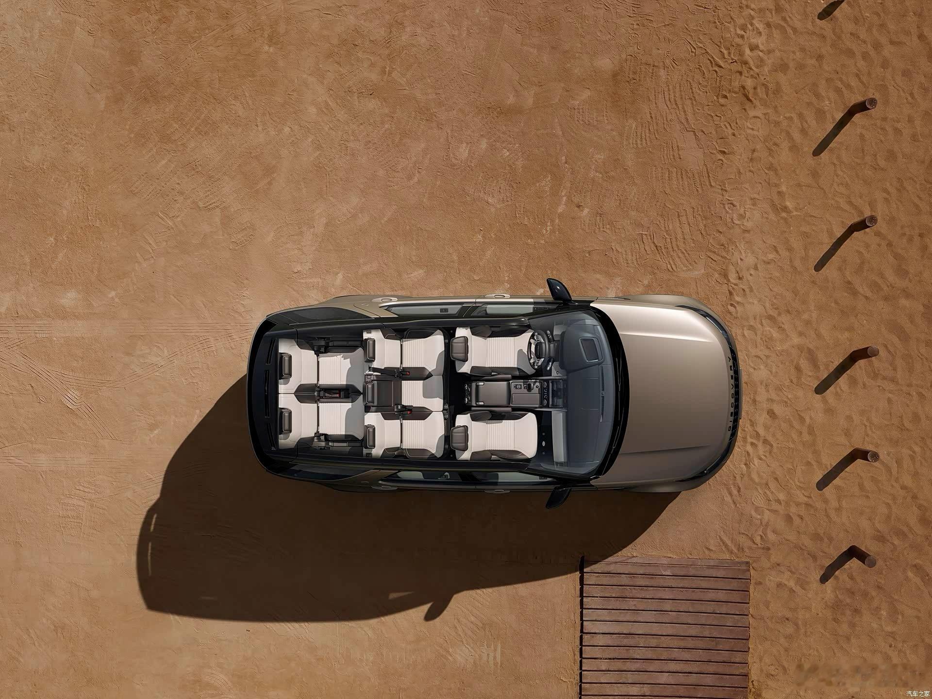 神行者8豪华全舱内饰首发感觉现在中大型SUV正在被MPV反向改造。二排独立座椅、
