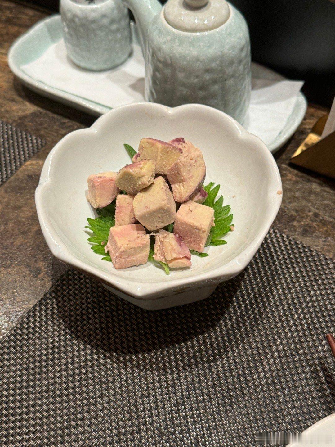 半藏真的贵贵的 一个小寿司要50多罗森新出的薄荷吐司绿茵阁的鸡扒好嫩#美食分享#