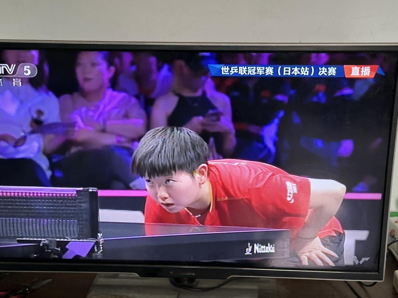 万万没有想到！
WTT横滨站冠军赛女单决赛，
孙颖莎对阵陈幸同，
孙颖莎输了，与
