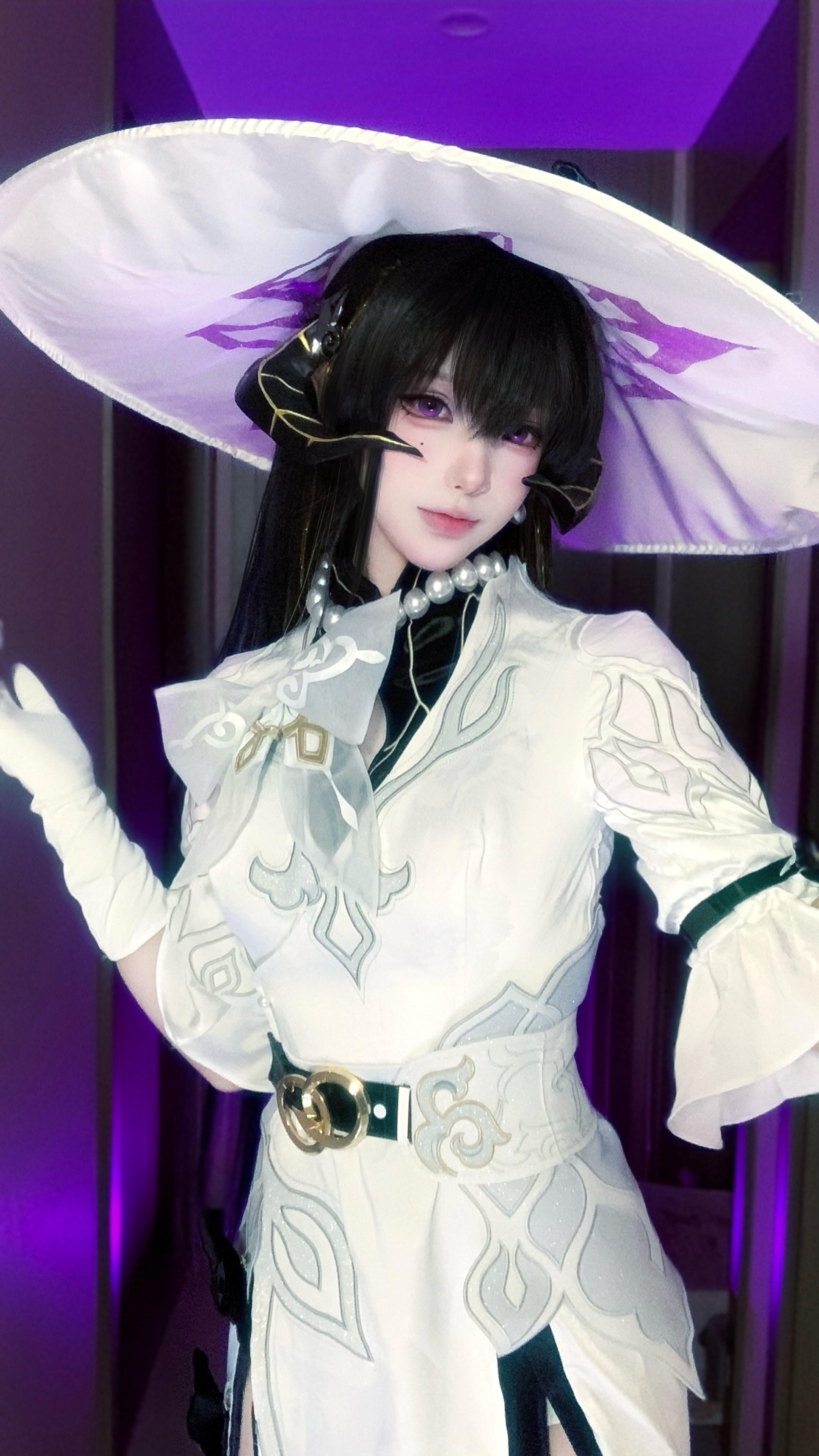 帽子大大女士。