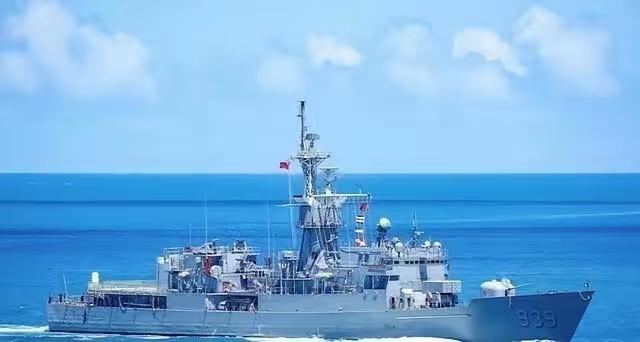 美国笃定我们不敢拦下运往台湾的军火船、更不敢登船查验，这次对峙堪称中美博弈的战略