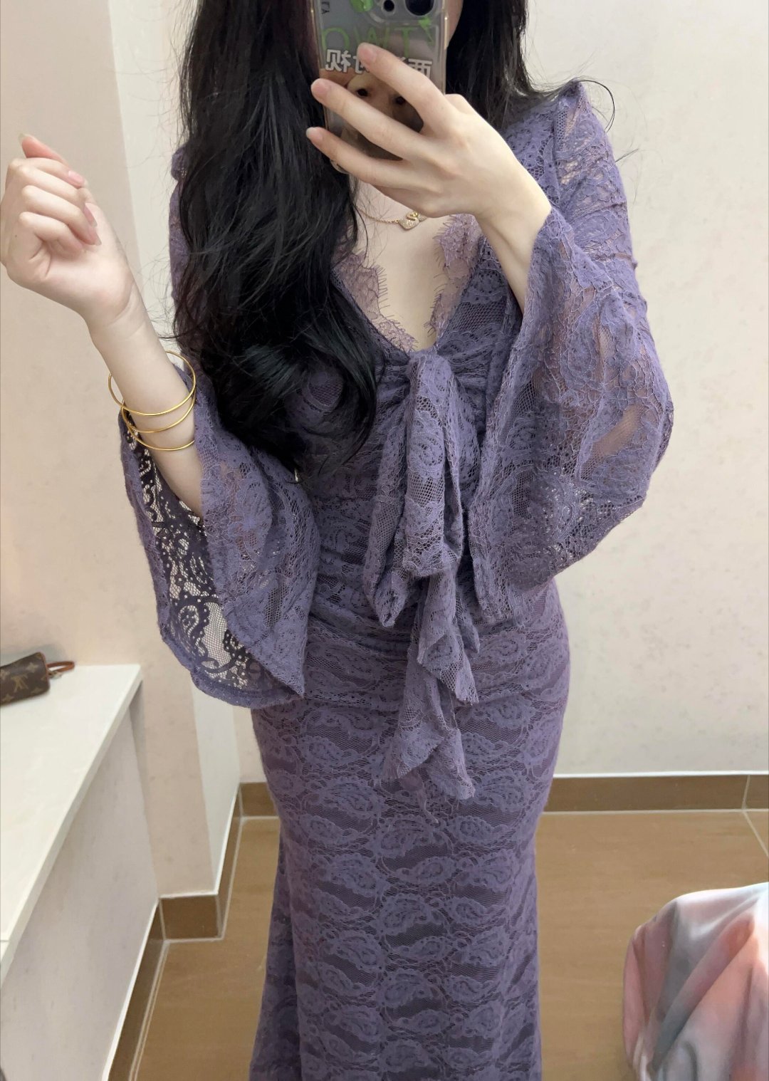 这样穿 简直不要太女性 敲有女人味的好不！！ 