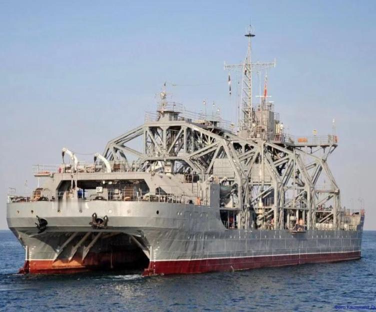 这次应该双方都很懵！瑞典扣押了1艘俄罗斯货轮，突然发现，这是从朝鲜运输武器弹药，