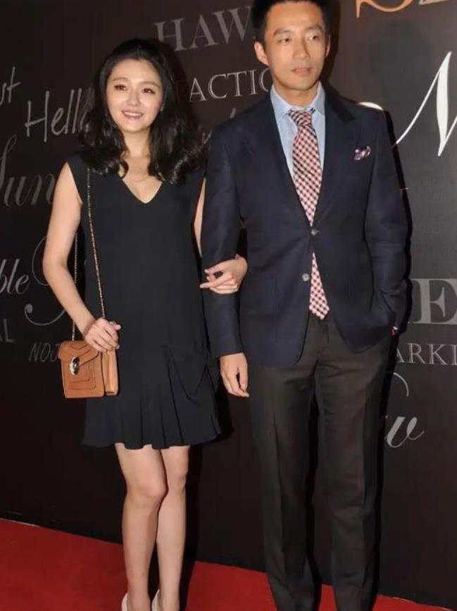 以汪小菲性格，换做他任何一个亲人朋友，他都会帮忙的。
 
觉得张兰以为是汪小菲订