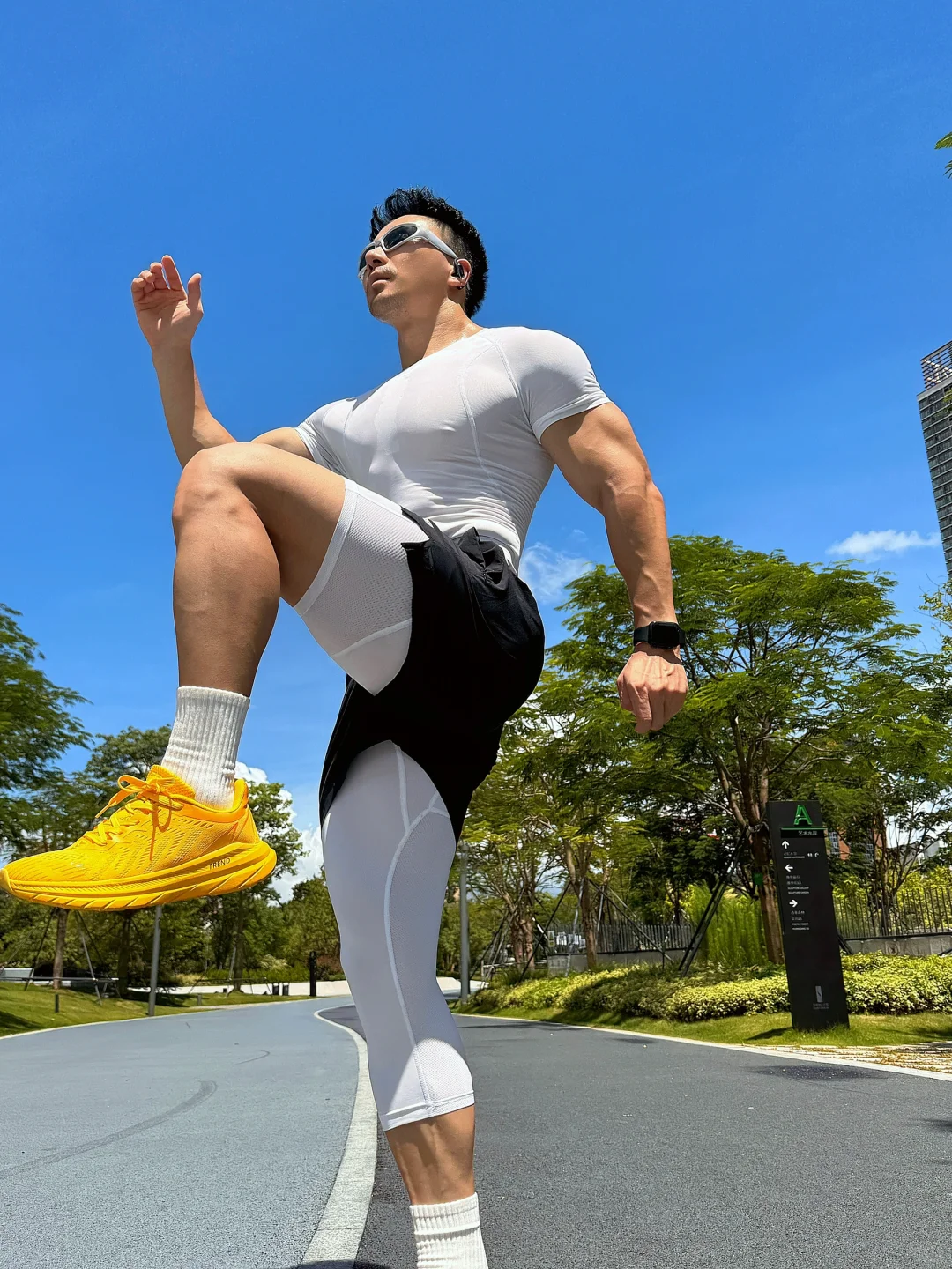 不能决定太阳几点升起，但可以决定几点起床