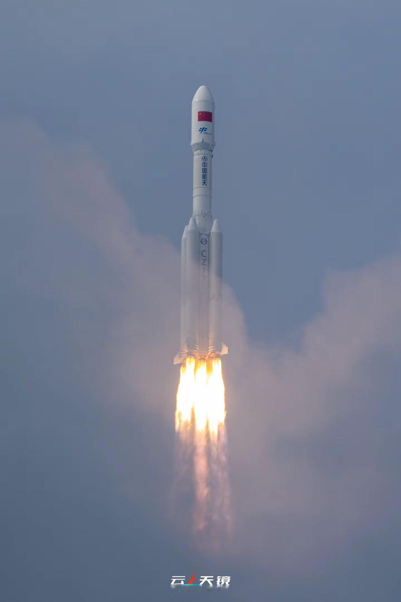 北京时间2026年5月11日8时14分，搭载天舟十号货运飞船的长征七号遥十一运载