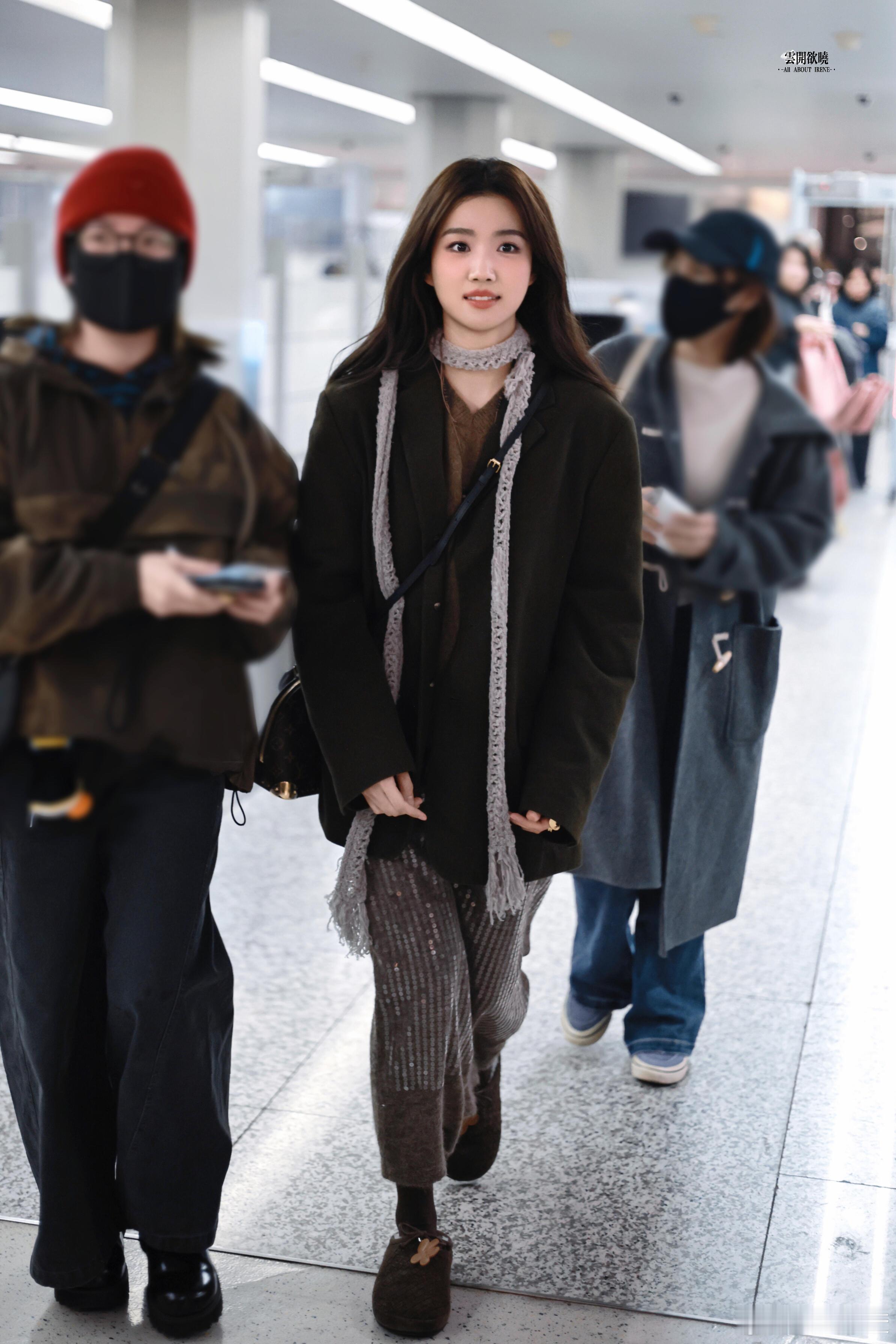 卢昱晓  又到冬天咯，想念一个叫胡羞的女孩卢昱晓｜ 