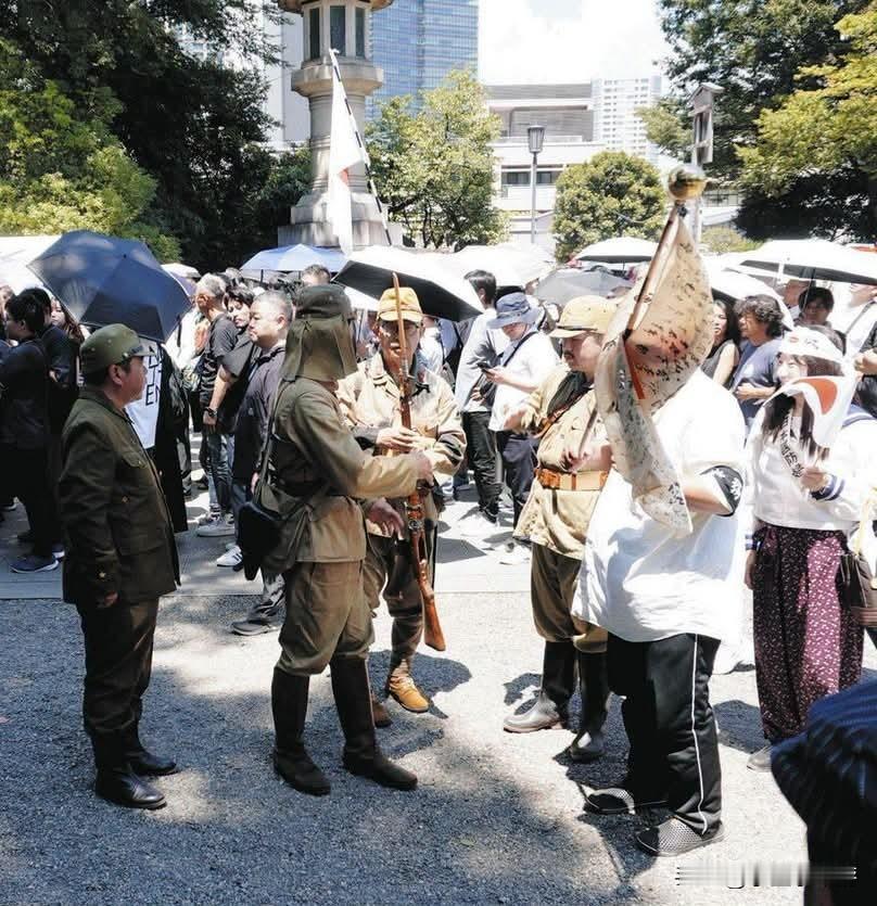 靖国神社出新规：境内禁止旧日军军装、角色扮演服饰，自卫队制服不在禁令之内
靖国神