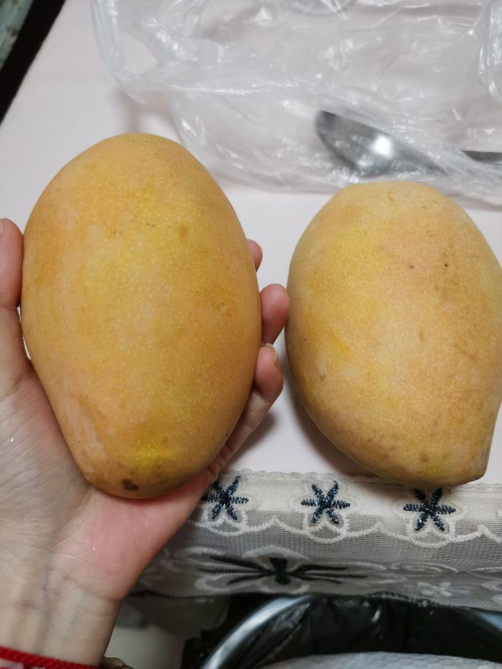 “林佳 芒果你还吃吗？！”