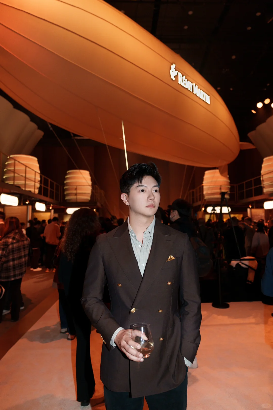 竟然喝到李现亲手调的酒了（的同款❗️❗️