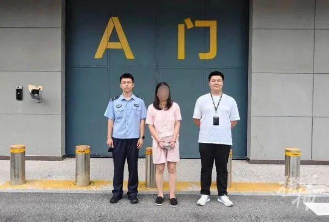 眼花缭乱！风光无限的“榜一大姐”“退伍女军人”原来是个女骗子
2025年7月初，