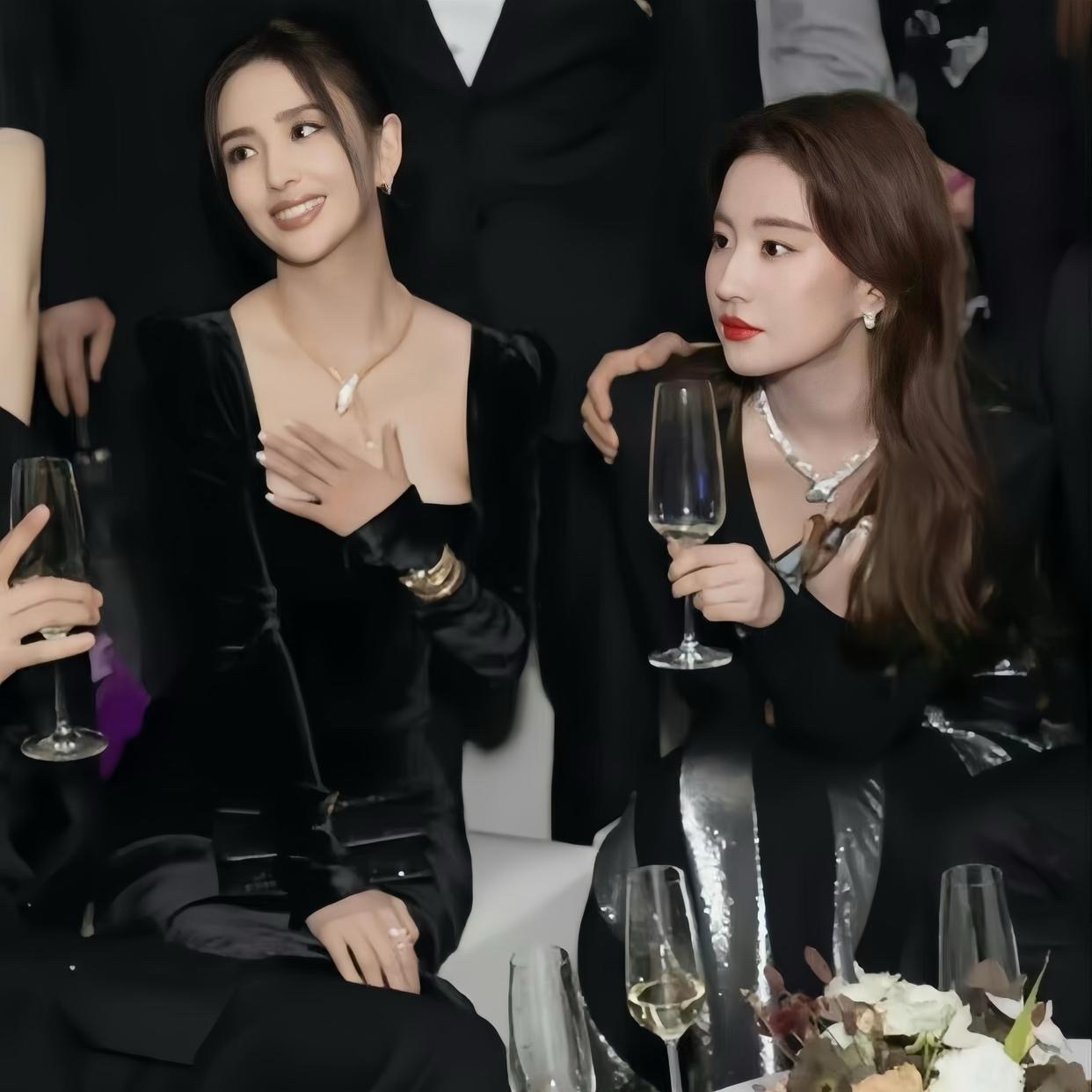 果然古典在仙女面前不值一提，不信你看刘亦菲跟佟丽娅，虽然两个都是一等一的大美女，