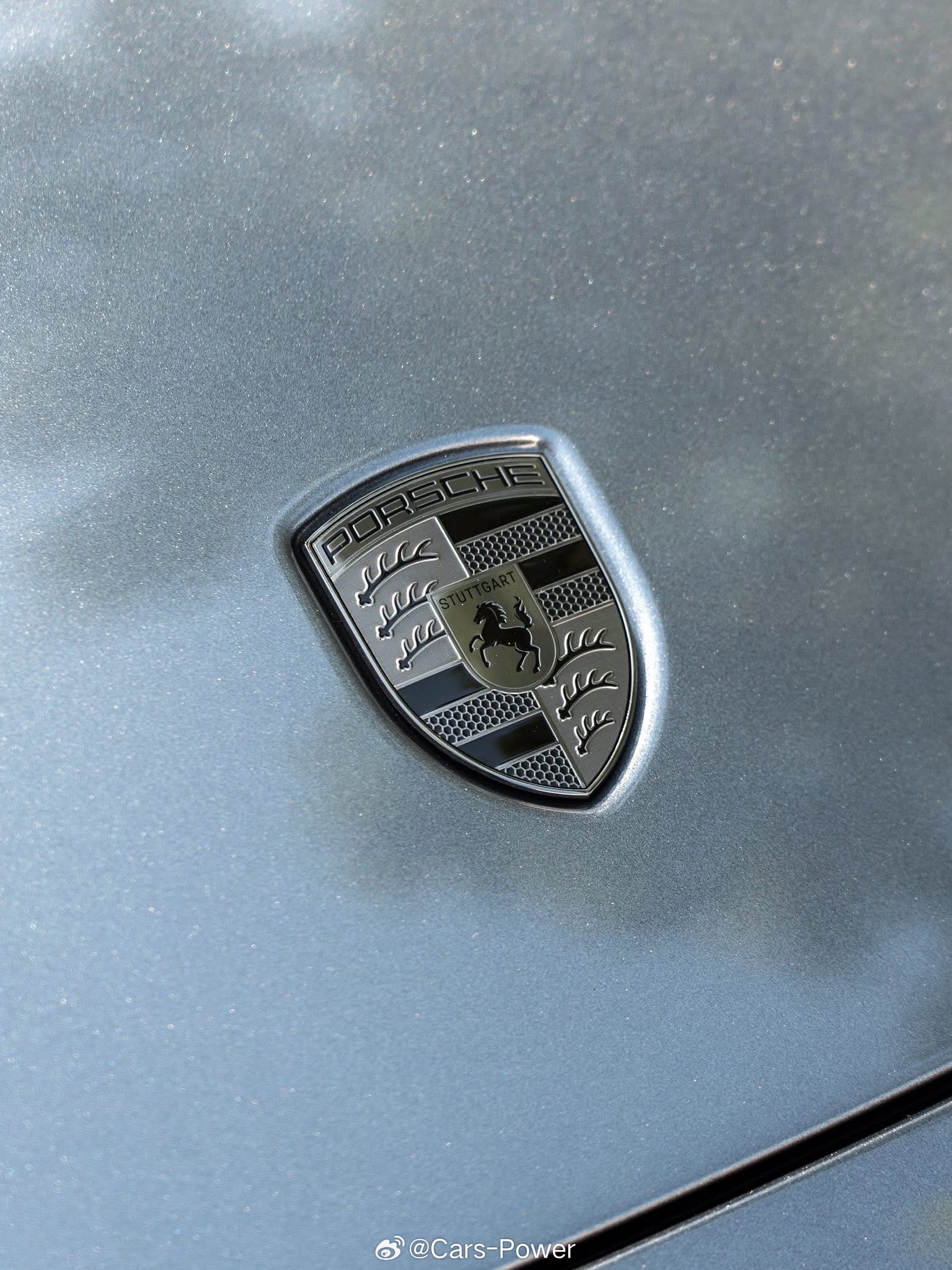 颜值和性能都无懈可击钒灰色金属漆🩶🩶🩶992.2 911 Turbo S?