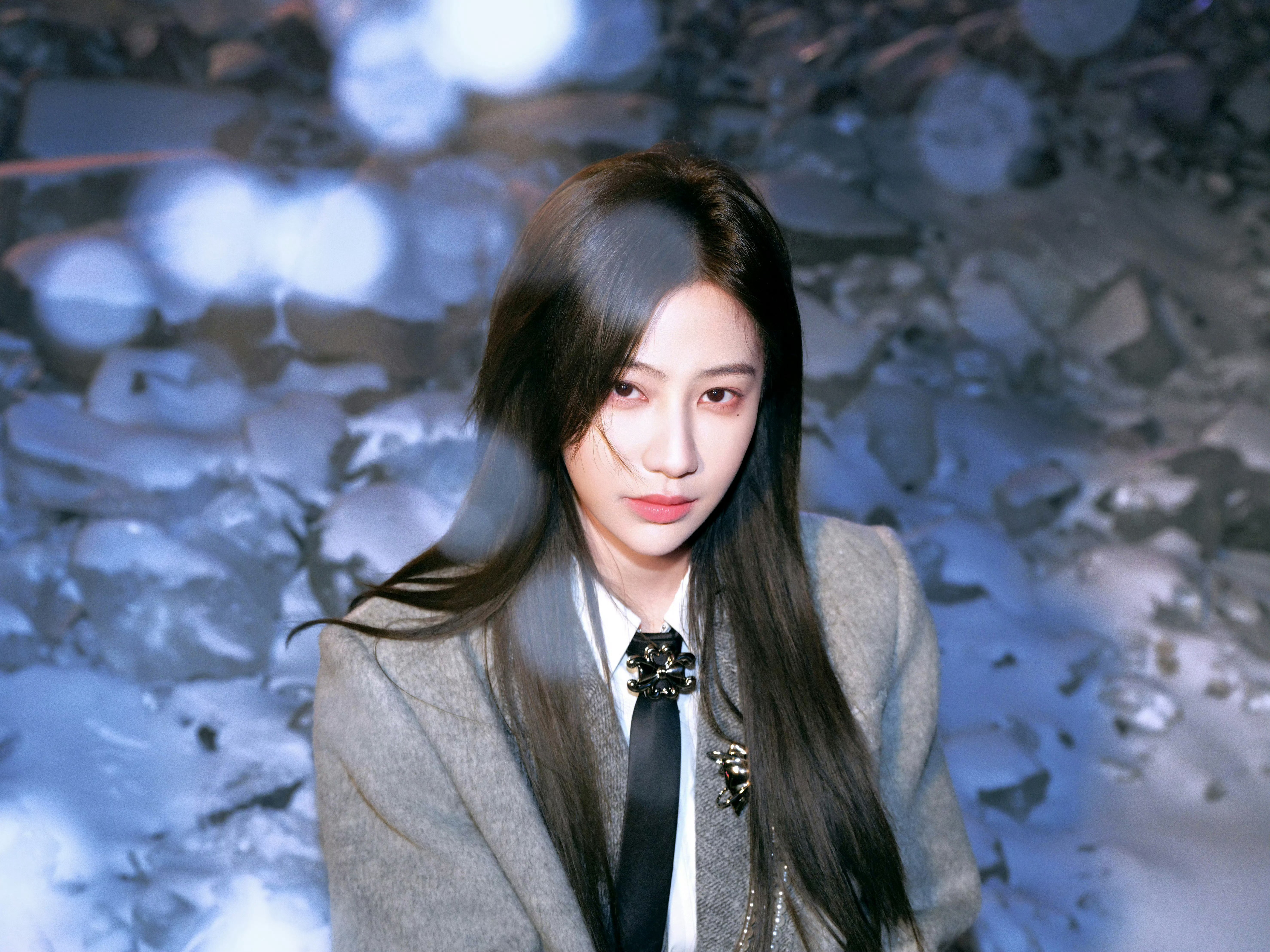 袁一琦新歌预热袁一琦新歌预热❄️“雪下一整个世纪”惊喜信号加载中，期待这个冬季✨