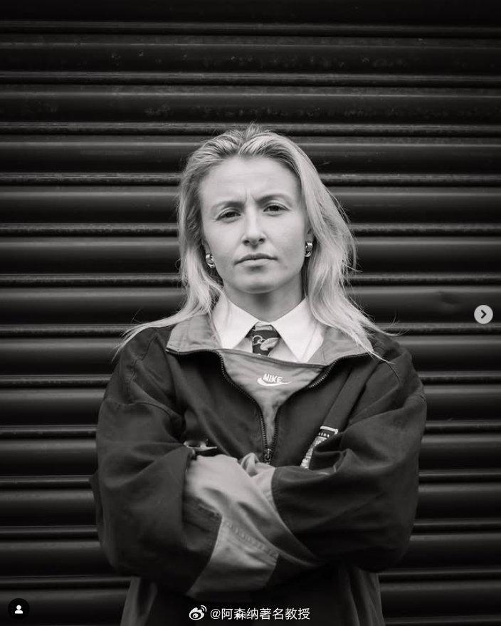 莉亚威廉姆森：红色和白色的19年 英超联赛 莉亚威廉姆森 阿森纳著名教授 ​​​