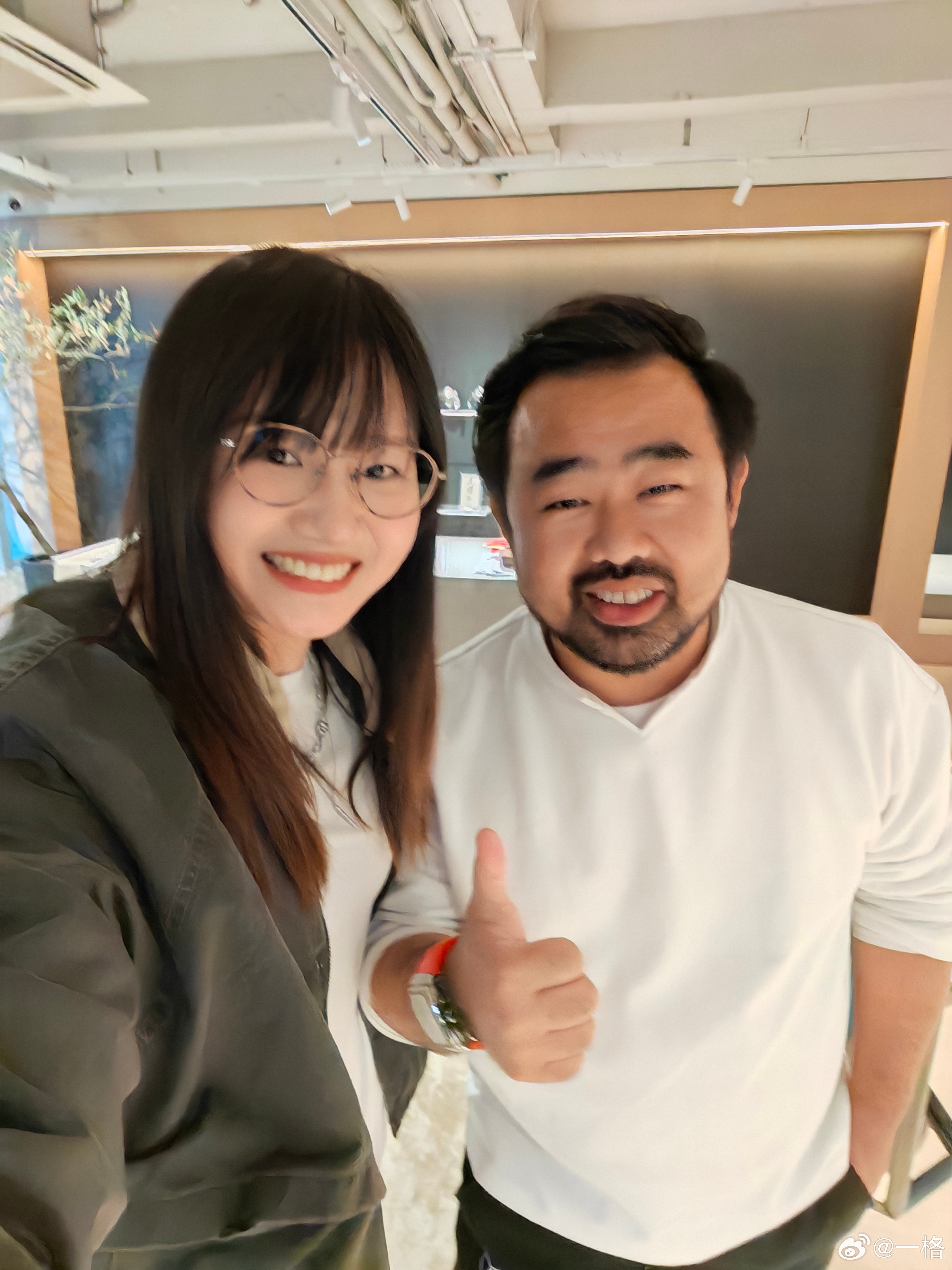 我们江西老乡就是靠谱 本来今天来咨询装修的问题，他直接帮我找个个场地，而且超级合