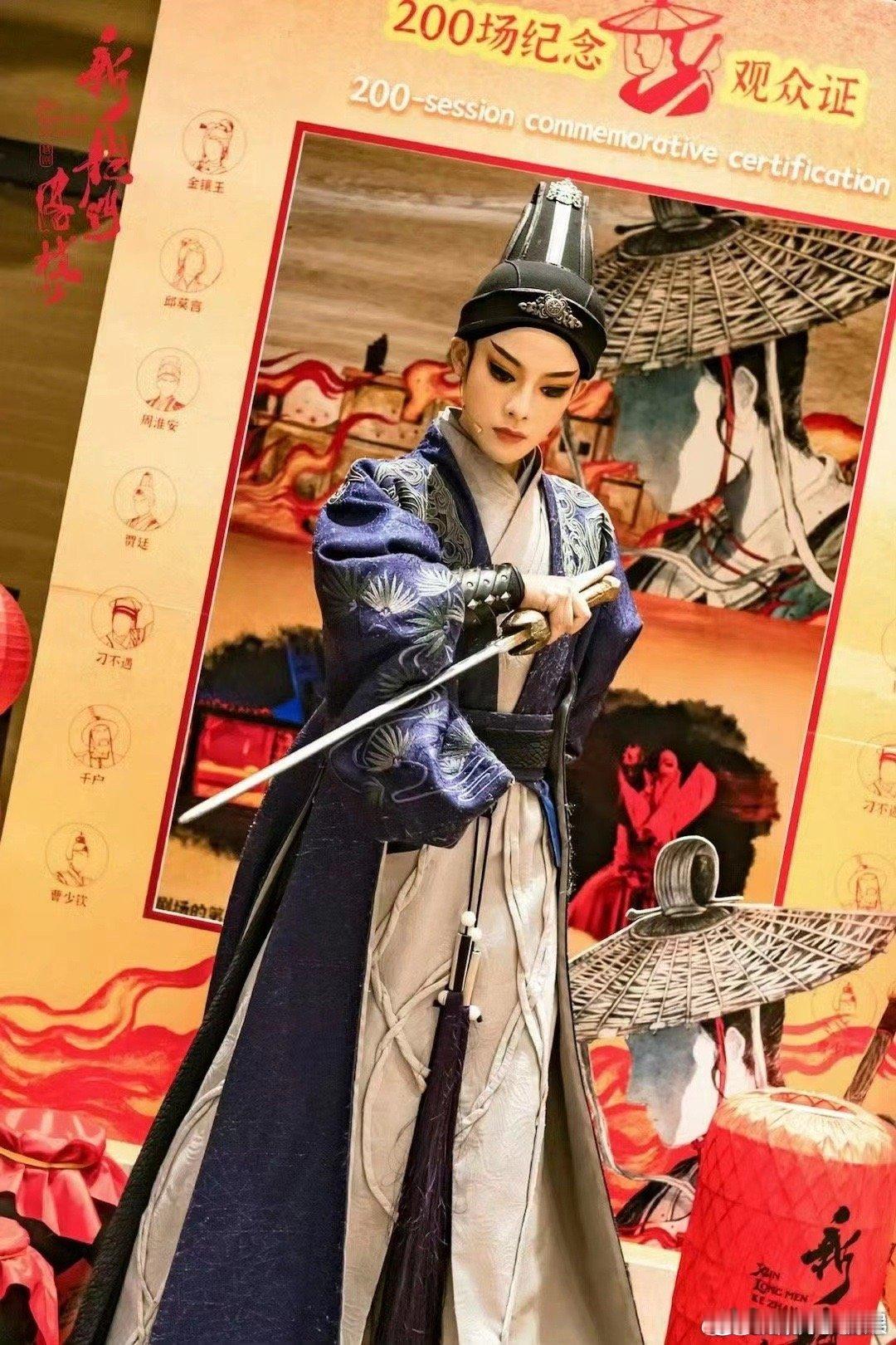 #陈丽君选戚薇吧她快碎了#看见戚薇陈丽君两个人之间的互动就觉得很精彩，只不过没有