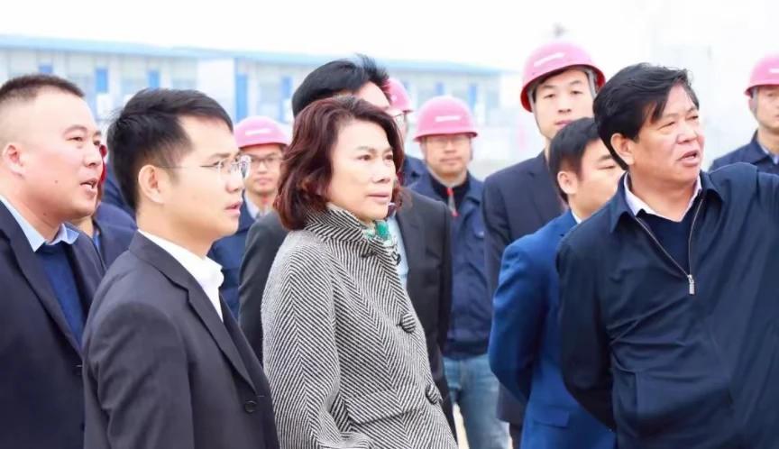 2024年5月12日，格力董事长董明珠带着渠道总监王自如等人，视察建在洛阳的格力