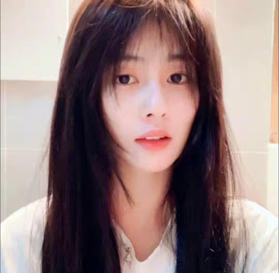 你好 这里有一只小碎毛＞𐋣＜白鹿