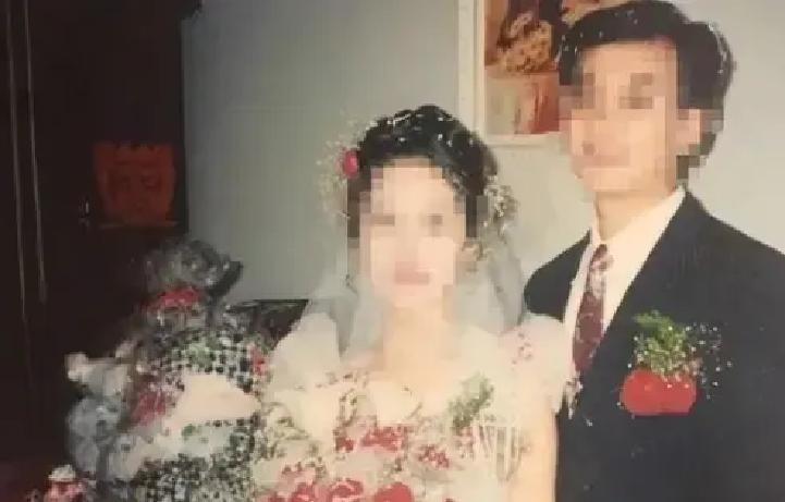 1999年，河北一26岁男子外出打工，从此人间蒸发，19年后家中旱厕改造，却意外
