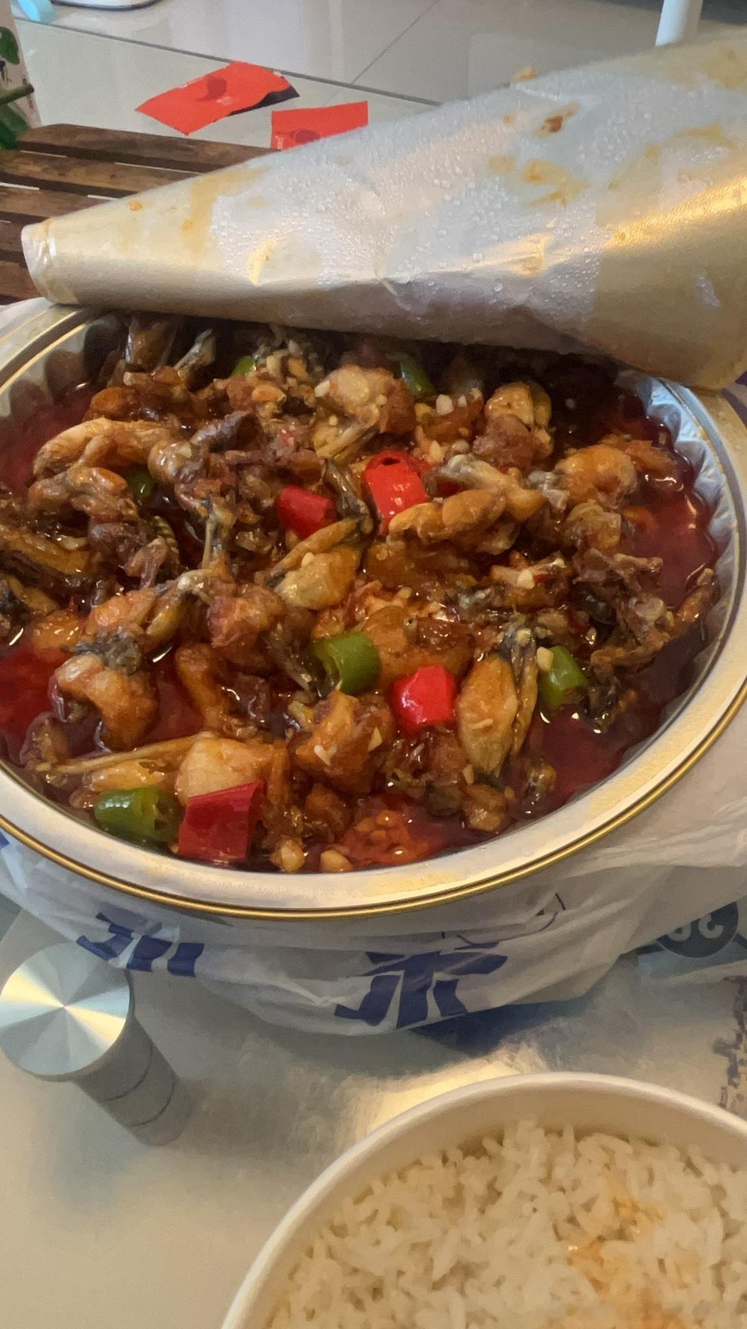 偶尔吃吃牛蛙，味道还是不错的