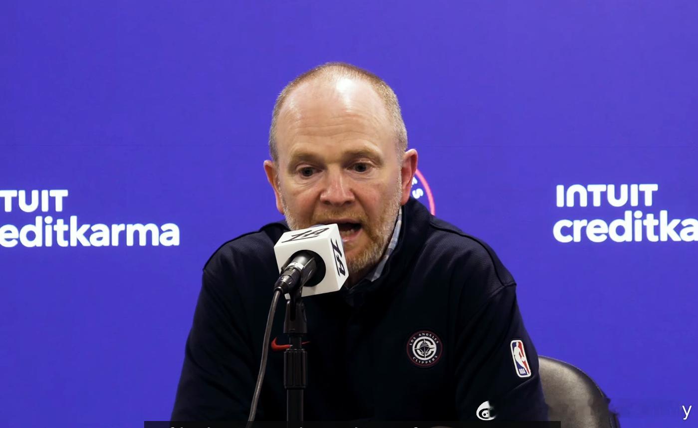 劳伦斯：就算现在回头看，我们还是会选择all in小卡+乔治。因为你当时换来的是