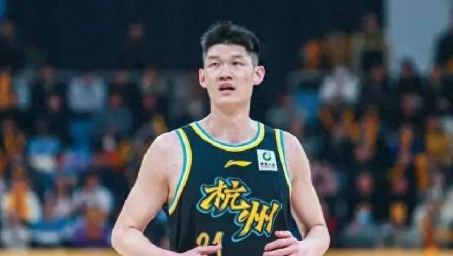 广厦新增注册9人：胡金秋确认留队剩1年顶薪孙铭徽剩2年顶薪