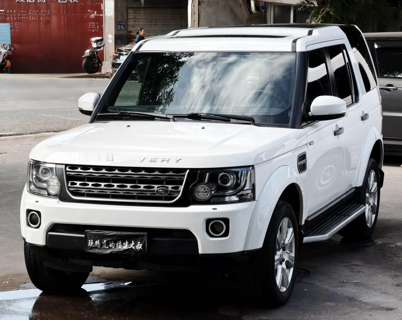 想要 1000 张路虎这样的照片路虎