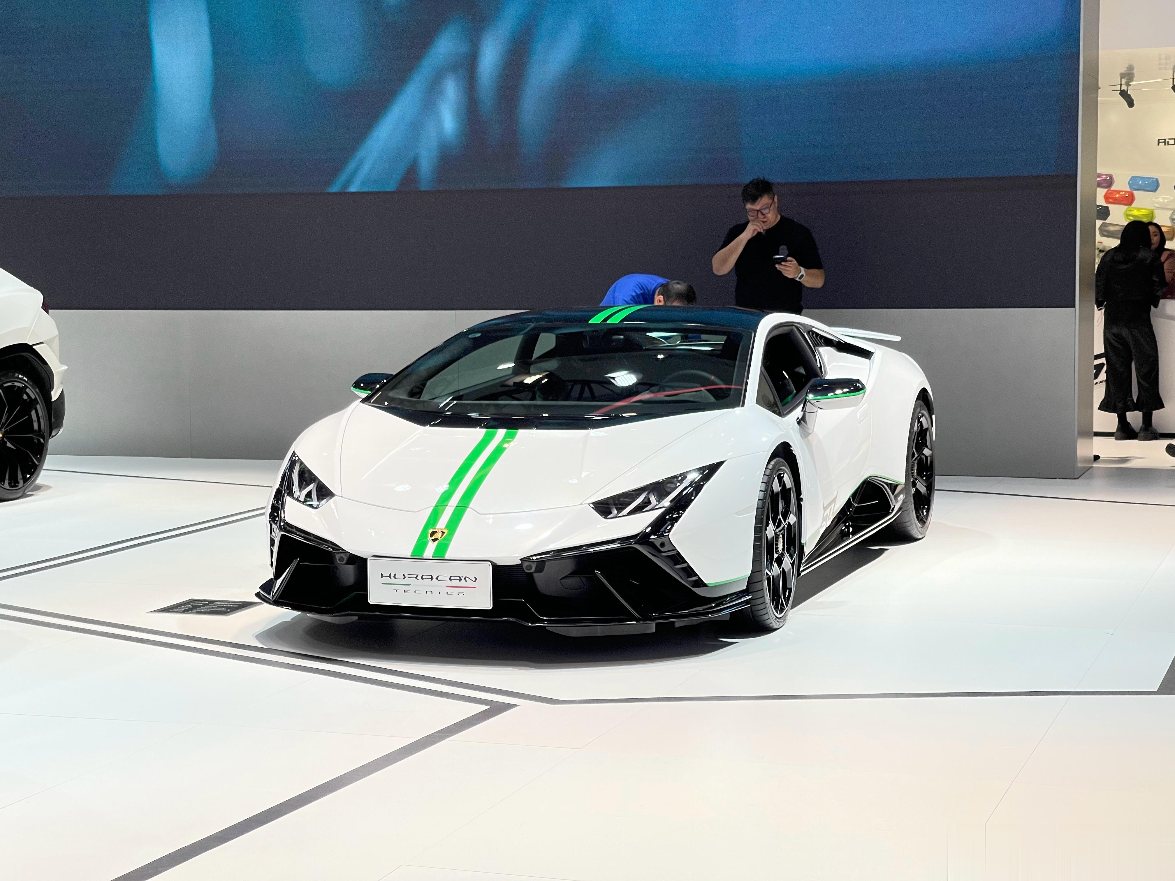 #shen车视界##2023广州车展# 这是辆60周年版兰博基尼，然而并没有什么