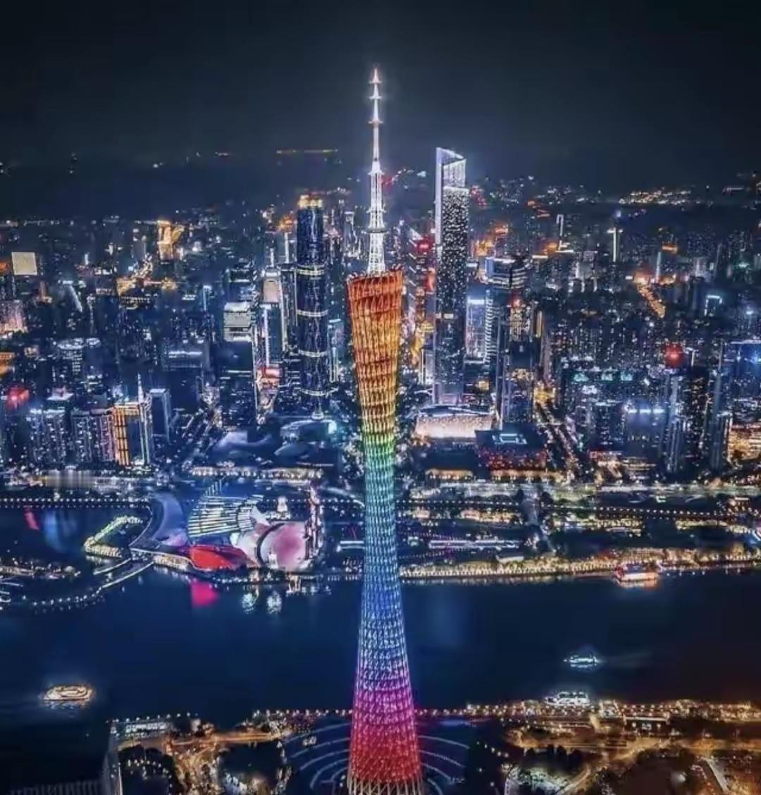近乎腰斩！50年后只剩1215万人，台湾人口警报已经拉响！
        8月