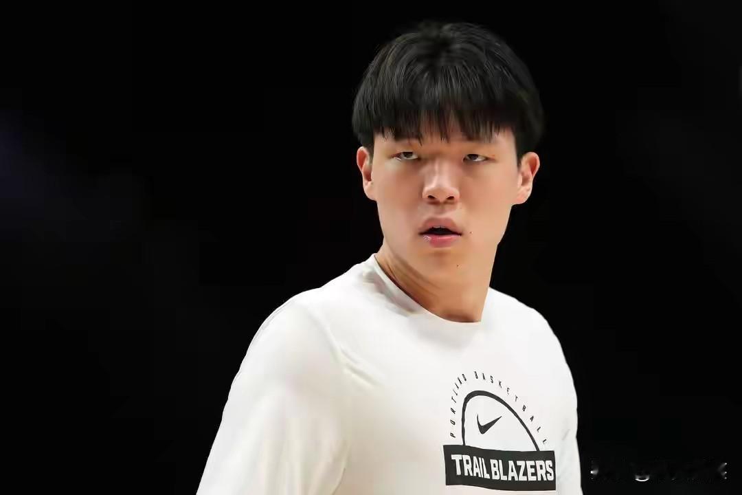 北京时间2月22日，波特兰开拓者队官方宣布，来自中国的球员杨瀚森正式下放至G联赛