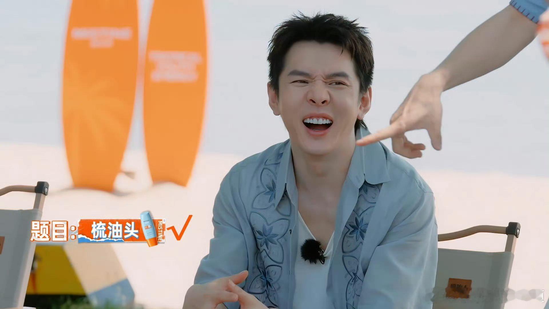 直播玩游戏翻车？李佳琦步步“碎碎”旺旺carry！谁懂这笑点🤣 玩游戏的是旺旺