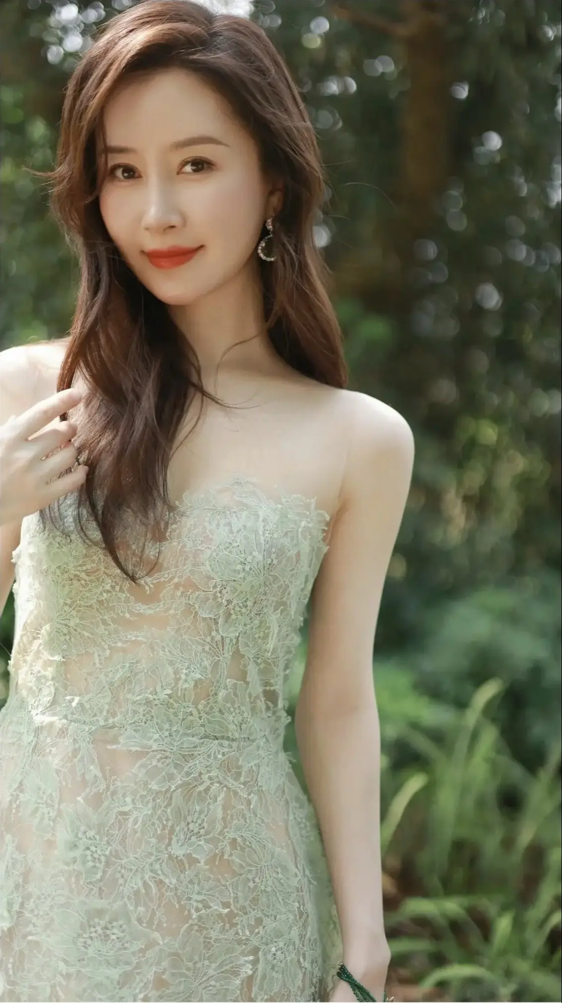 舒畅 蕾丝裙
