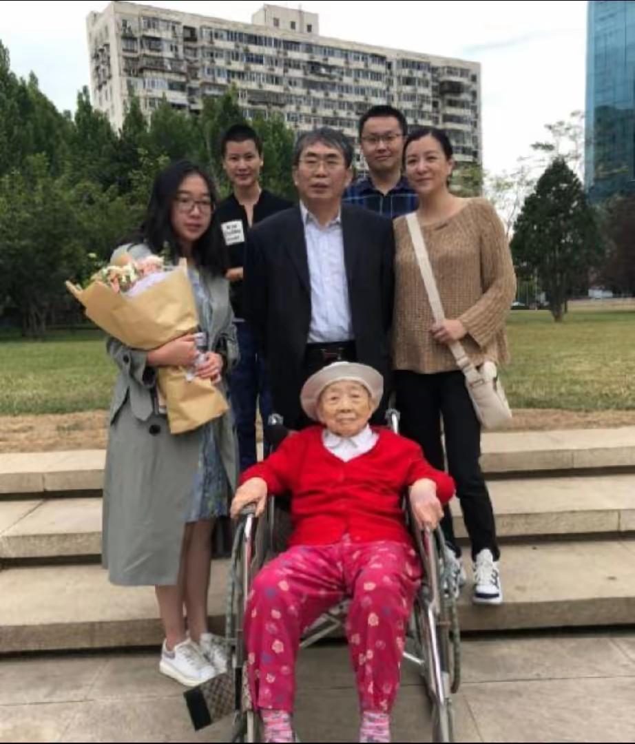 王铎：一张少见的全家福