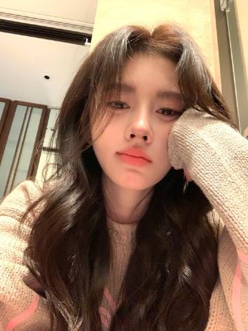 #鞠婧祎 丝芭# 看着怎么感觉莫名其妙的[费解] ​​​